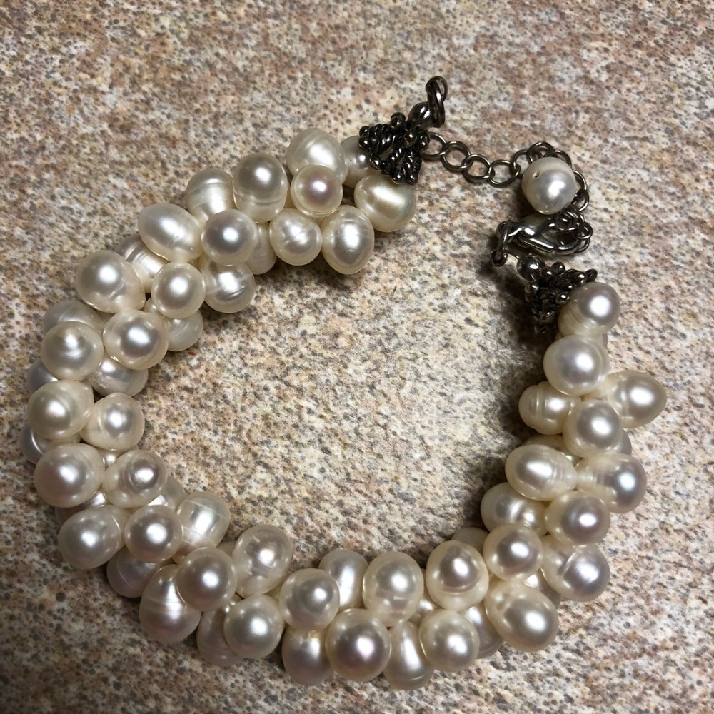 Beautiful Pearls Bracelet